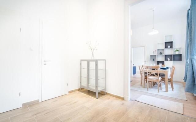 BpR Blooming Design Home with A/C