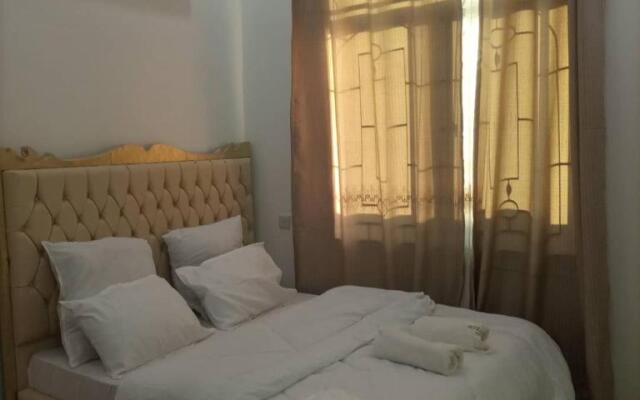 A lovely 1- Bedroom Private Studio