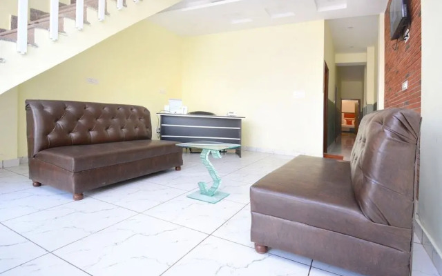 Hotel Ozas Grand by OYO Rooms