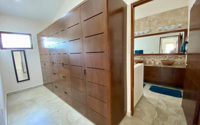 Casa Arnold - Luxurious 4 bedroom villa with pool