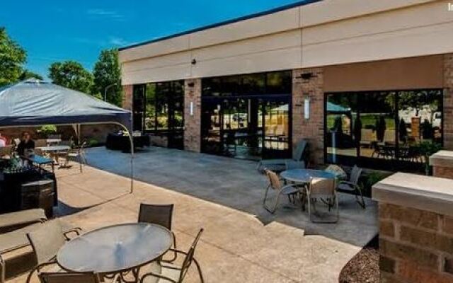 Comfort Inn & Suites Wadsworth