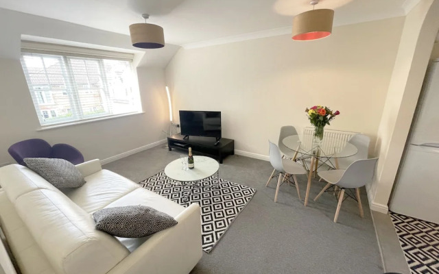 Continental Apartments 2-bed Apartment Farnborough