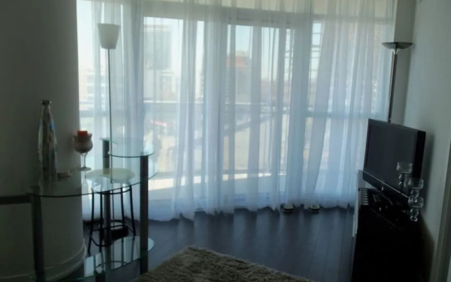 Toronto Suite Rentals - Panorama