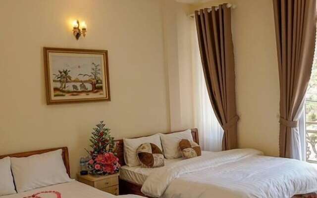 Huong Anh Luxury Hotel Dalat