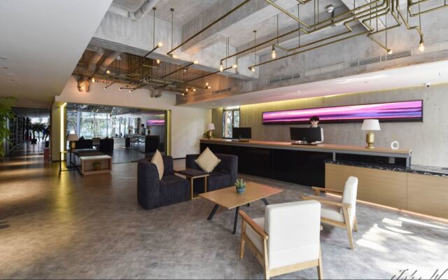 City Inn OCT Loft Branch