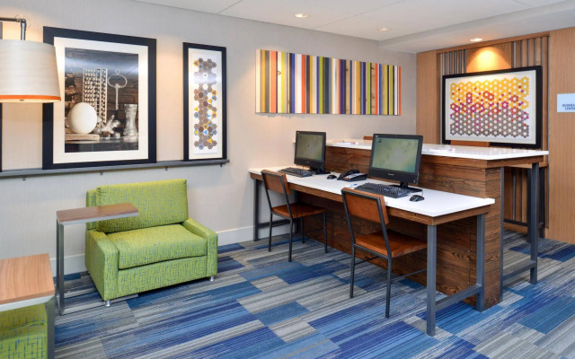 Holiday Inn Express Rochester - University Area by IHG