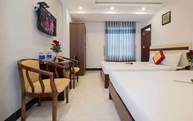 Golden House Hotel