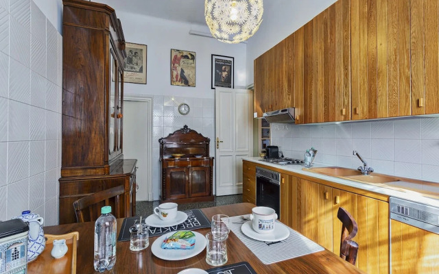 Albaro Classic Apartment by Wonderful Italy