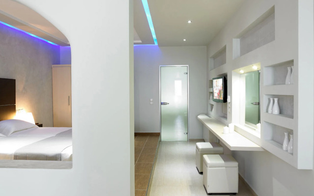 Splendour Hotel and Suites