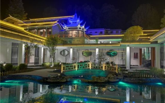 Longgong Shangshan Hotel