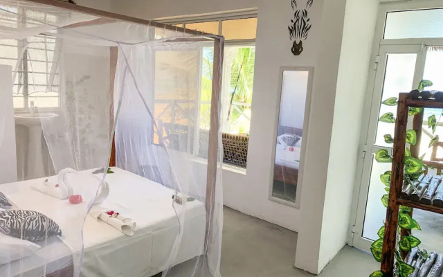 African Paradise Beach Hotel