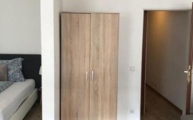 TMJ Apartment