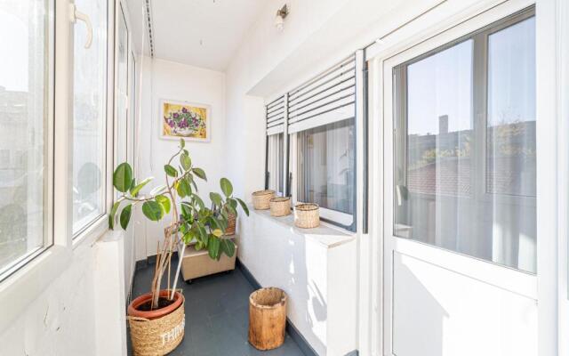 NALA Central Apartment