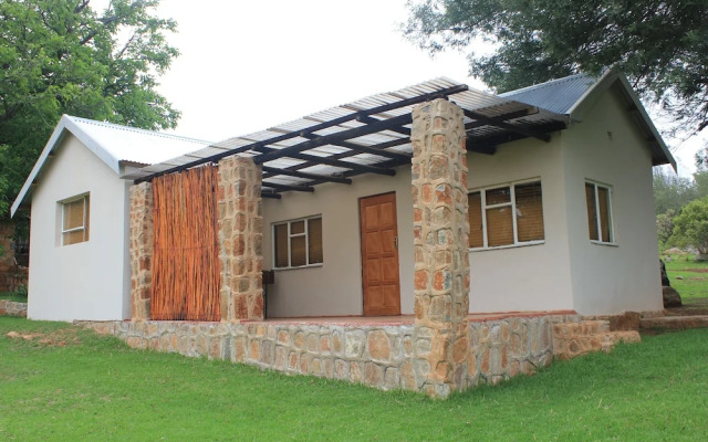 Riverman Cabin Country Lodge