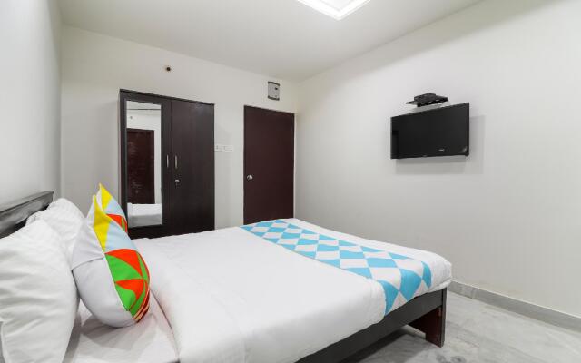 OYO Flagship 75583 Thatipally Mansion