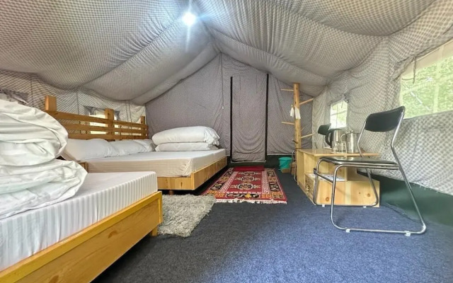 Apple Orchard Farm and Camping