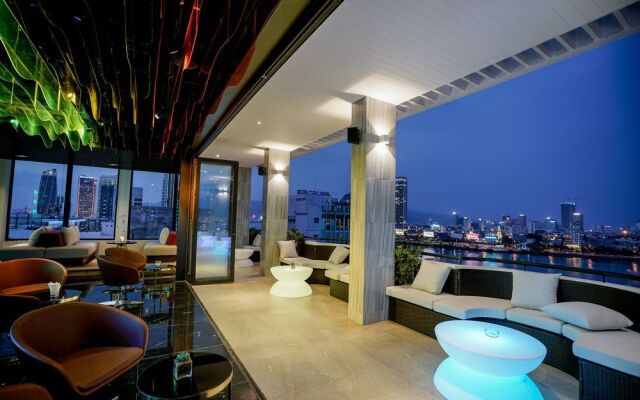 Satya Da Nang Hotel Han Market