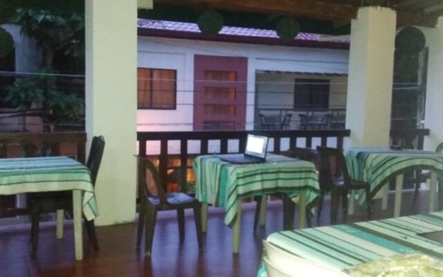 Casa Carlota Pension