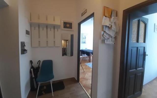 Apartment in Old Town - view of Mariacki Church