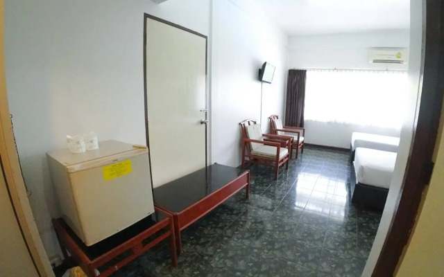 Basaya Beach Hotel & Resort