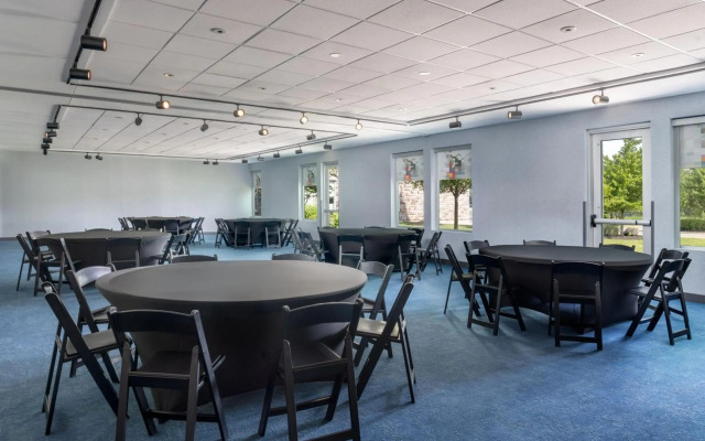 Aloft Beachwood