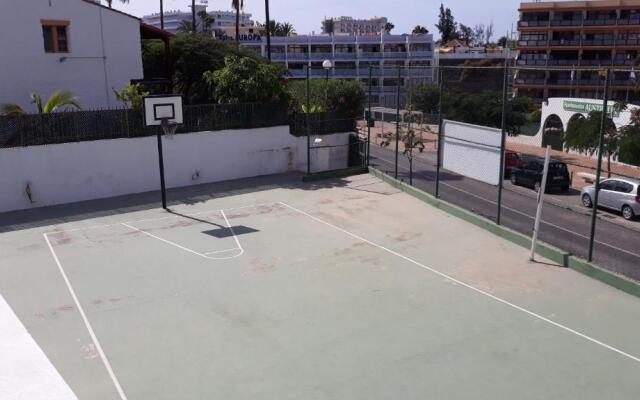 Yumbo Apartment