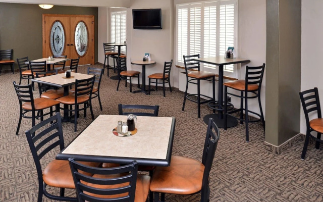 Weston Plaza Hotel