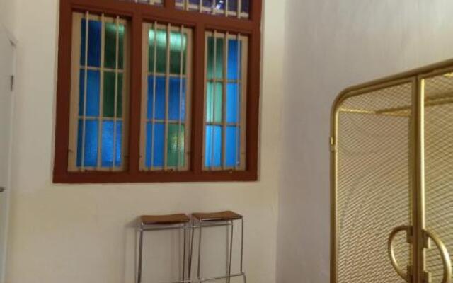 147 Armenian Park Guesthouse