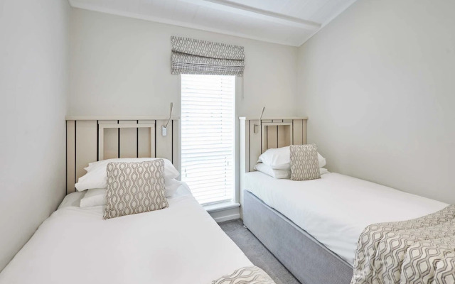 Host Stay Trincomalee Lodge