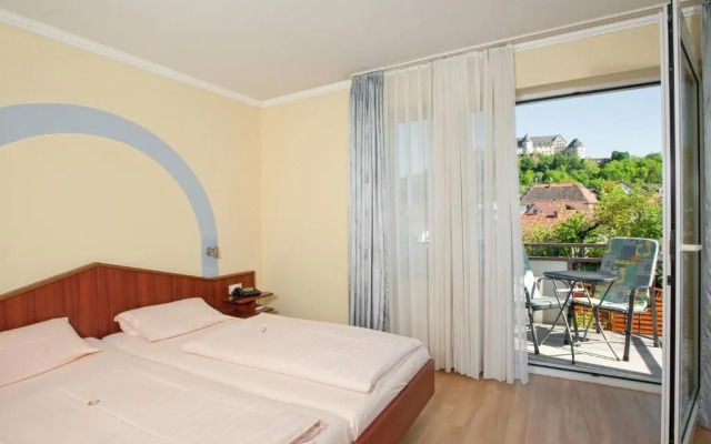 Land-gut-Hotel BurgBlick