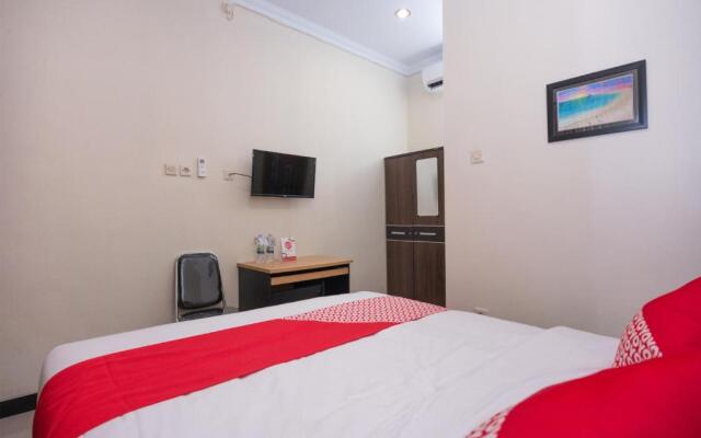 Super OYO 1226 Al Abror Homestay