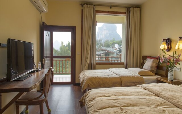 Snow Lion Riverside Resort