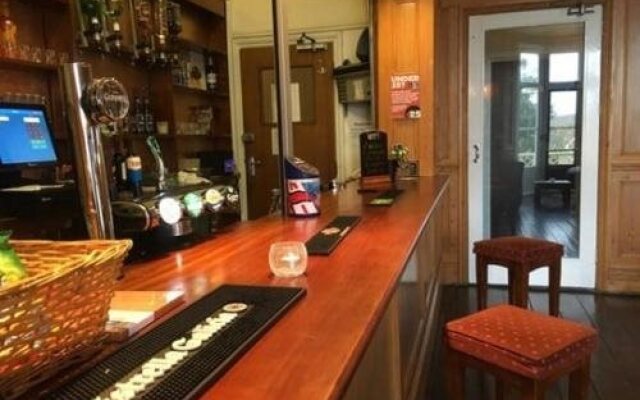 Melbourne-Ardenlea Hotel