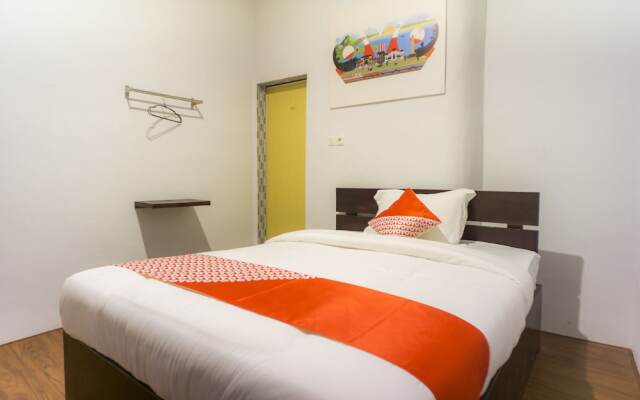 OYO 1811 Citra Anggrek