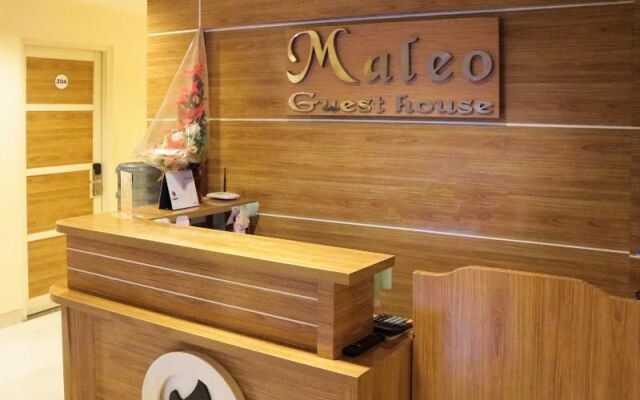 OYO 984 Maleo Guest House