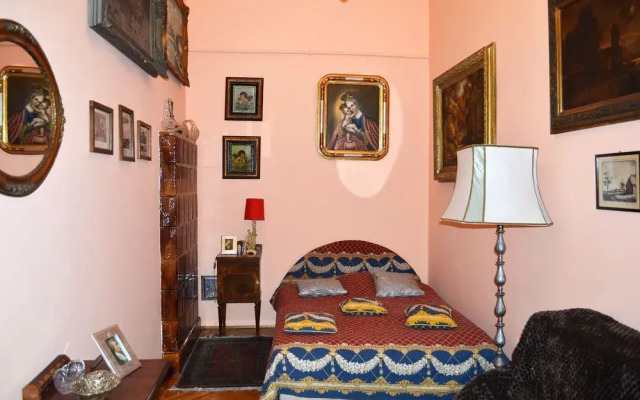 Central Avenue Apartments