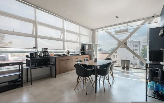 Top Bed Mixed Shared Room