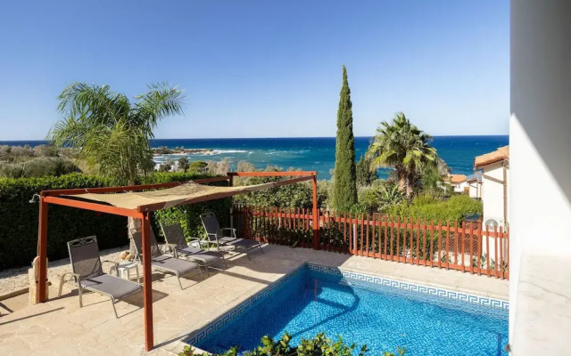 Pomos Harbour View Villa