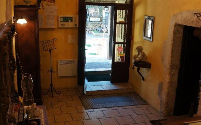 Hotel le Manoir du Raveyron