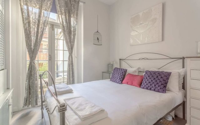 Stylish Apartment near Battersea Park