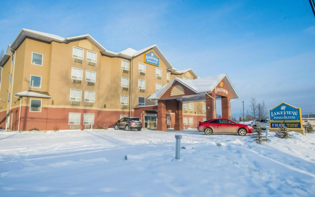 Lakeview Inns & Suites - Chetwynd