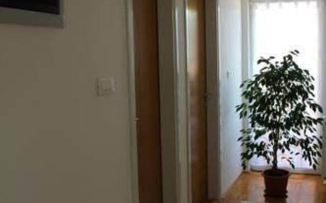 Apartments Anamarija