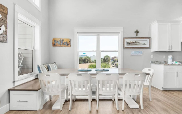 Pelican at Sound Side