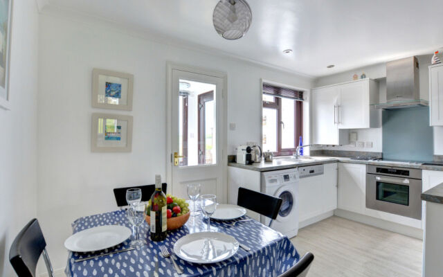 Holiday Home Daisy House