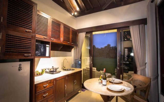 Solo Villas and Retreat