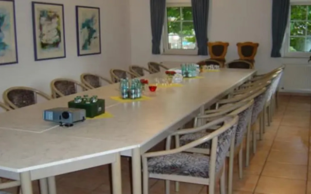Zur Linde