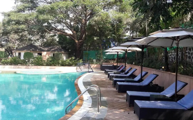 Citrus Hotel Lonavala