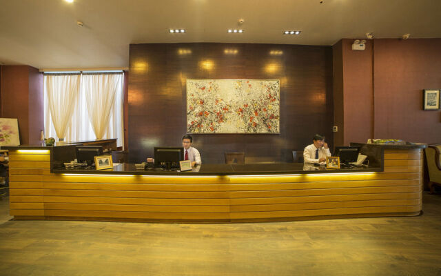 1.Asian Ruby Select Hotel