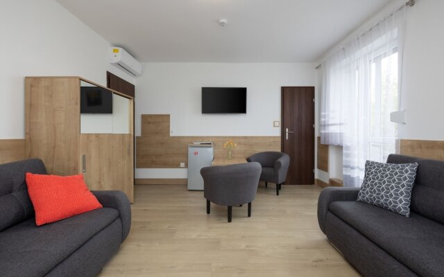 Villa Szamotulanka by Renters