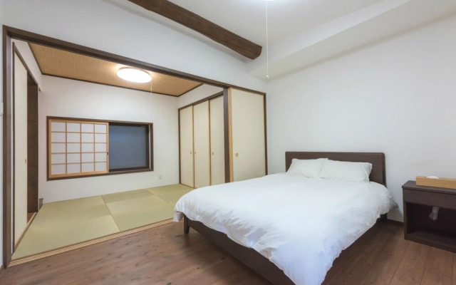Fans House